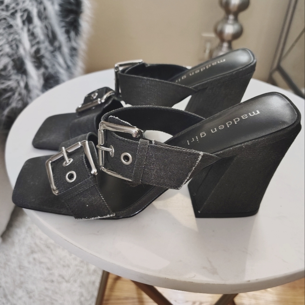 🆕⭐ Madden Girl Black Denim Buckle Sandals Heels